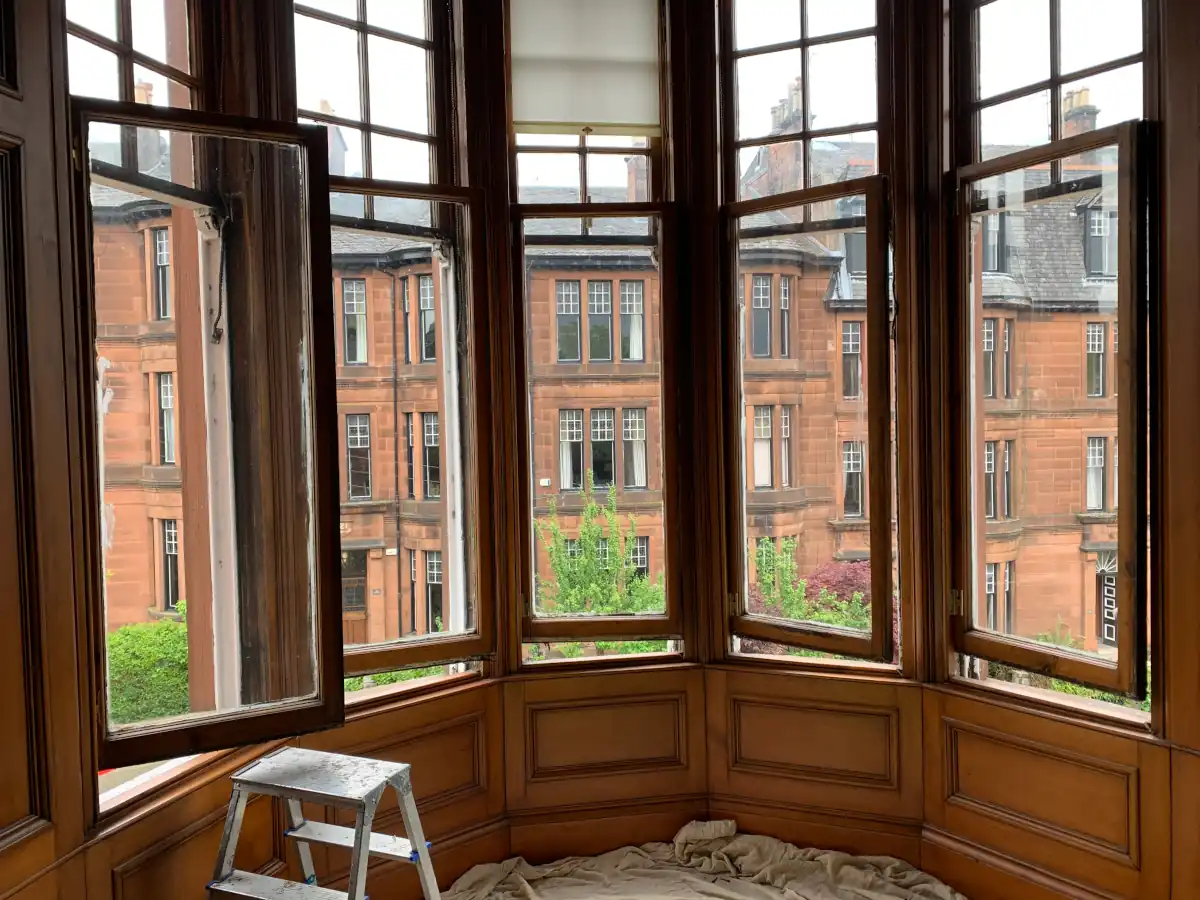 5 bay sash window example of draught-proofing in Dowanhill, Glasgow