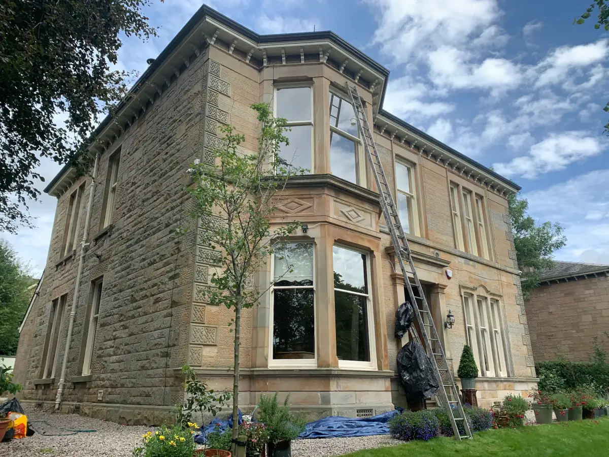 sash window soffit and fascia painting and reglazing dumbreck southside glasgow